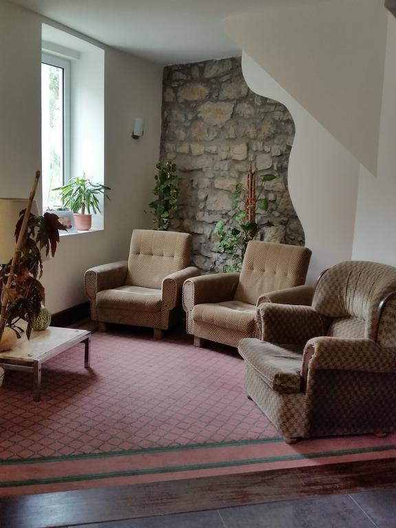 Pensao Lourenco Curia Eksteriør bilde